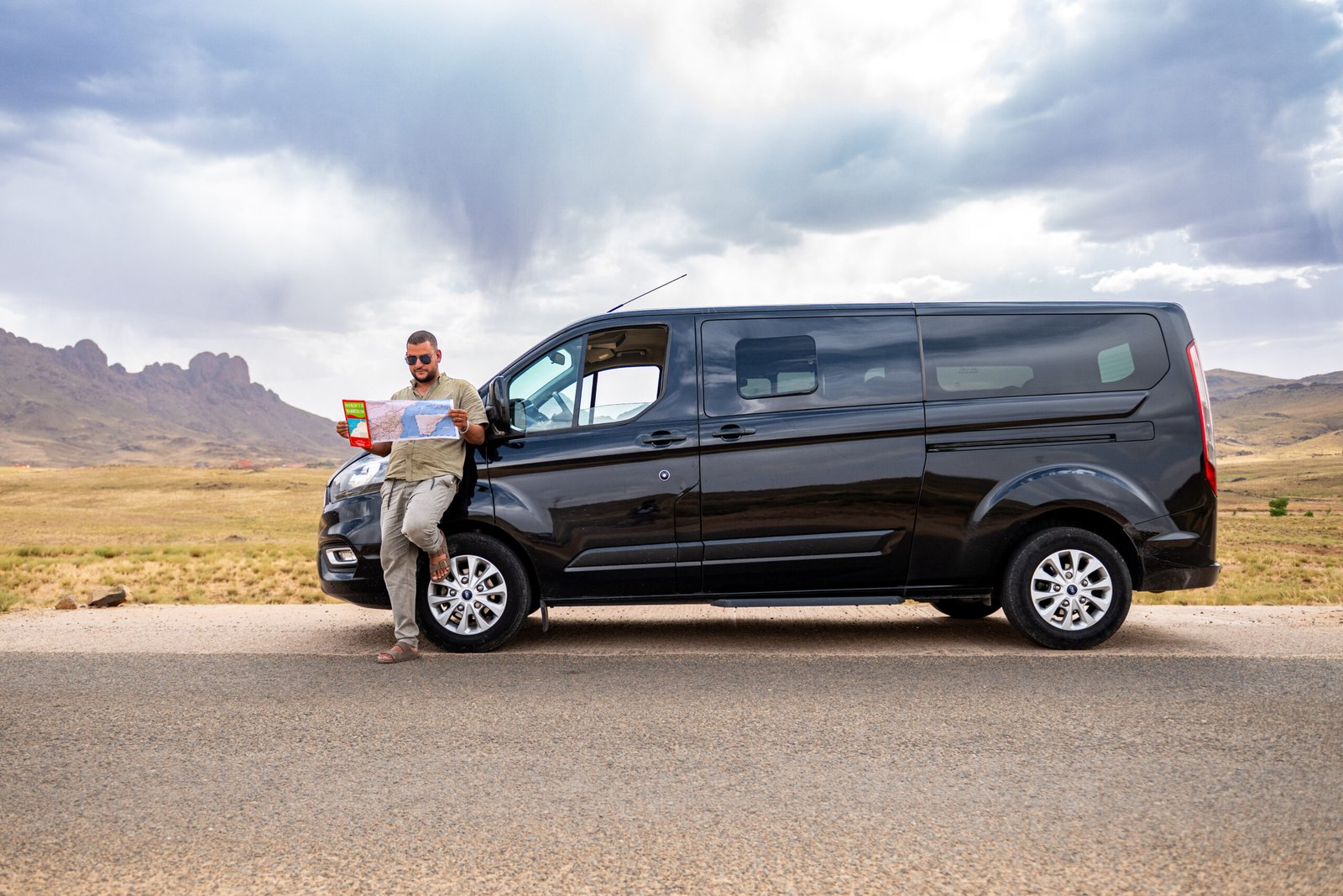 Reves de Sables private driver Morocco with map